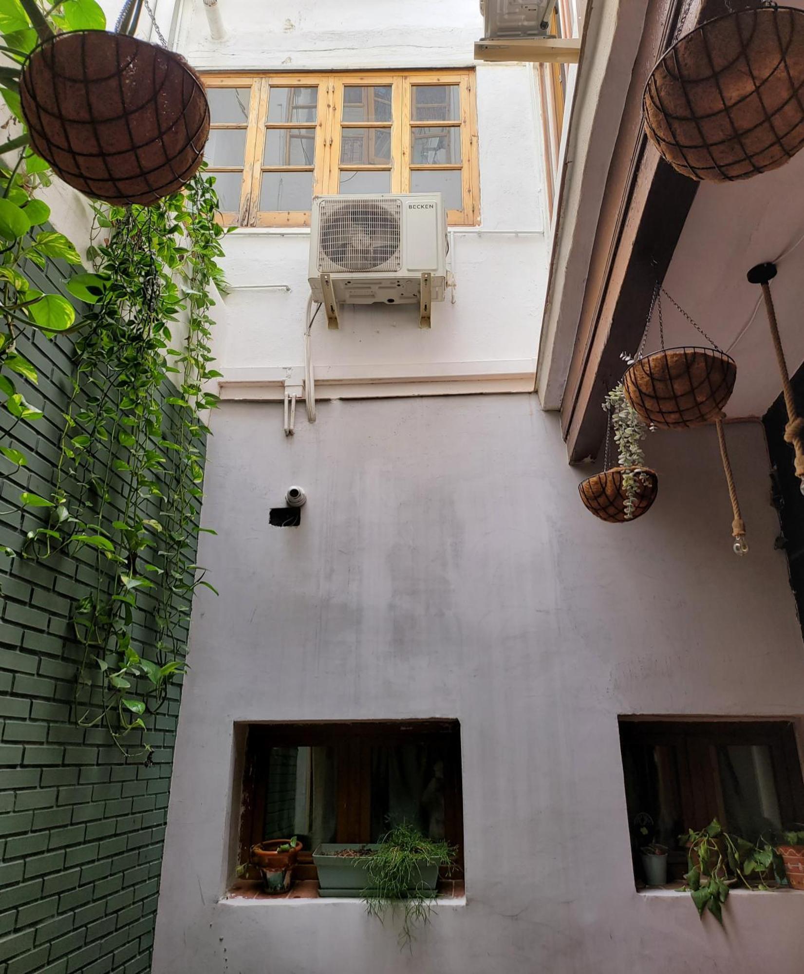 Bbtk Malaga Albergue Exterior foto